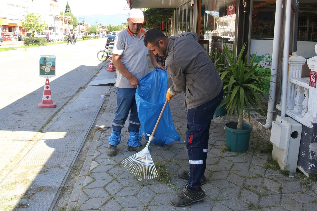 BURHANİYE’DE YAZ HAZIRLIĞI BAŞLADI