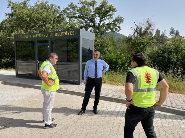 BAŞKAN GAGA TOKİ KONUTLARI’NDA ÇEVRE DÜZENLEME ÇALIŞMALARINI İNCELEDİ