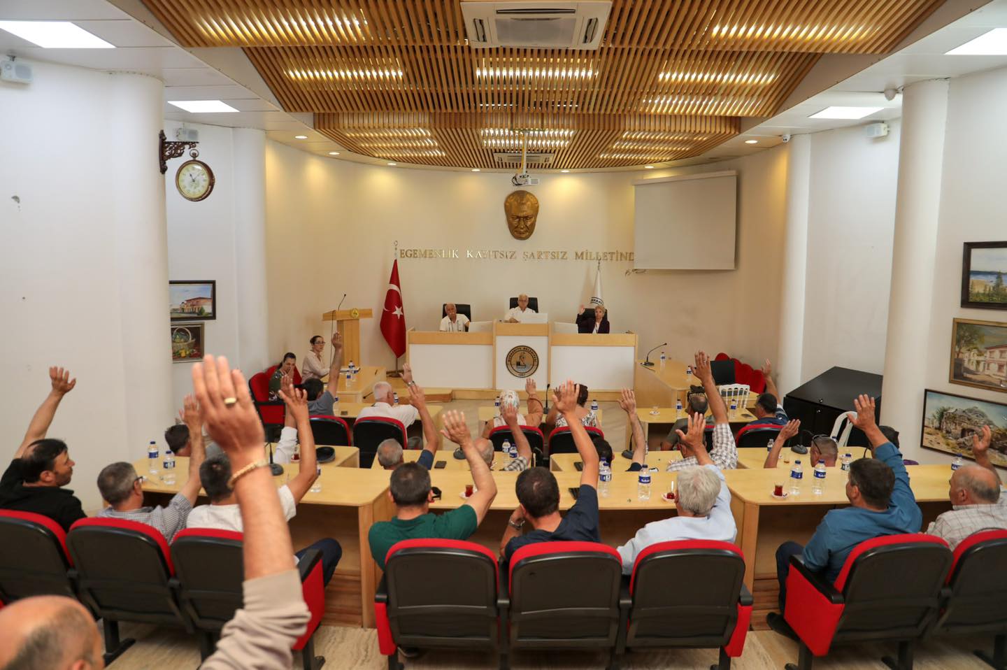 BURHANİYE KENT KONSEYİ MUHTARLAR TOPLANTISI GERÇEKLEŞTİRİLDİ