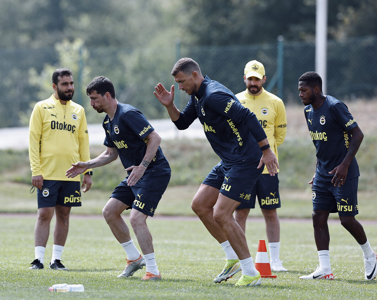 Fenerbahçe, Topuk Yaylası’nda Yeni Sezon Hazırlıklarını Sürdürüyor