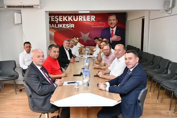 AK PARTİ İL BAŞKANLIĞINDA İSTİŞARE TOPLANTISI GERÇEKLEŞTİRİLDİ