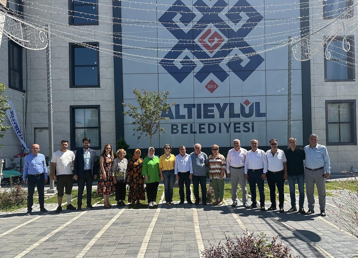 Altıeylül Belediye Başkanı Hakan