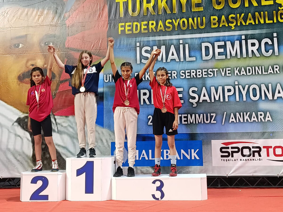 Ankara'da düzenlenen U11-U13 Kadınlar