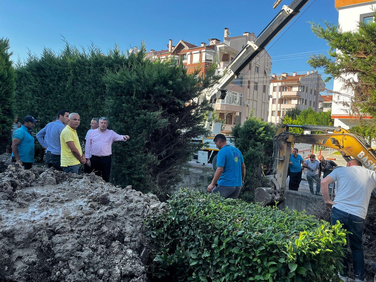 Paşaalanı Mahallesi’ndeki Su Arızası Hızla Gideriliyor