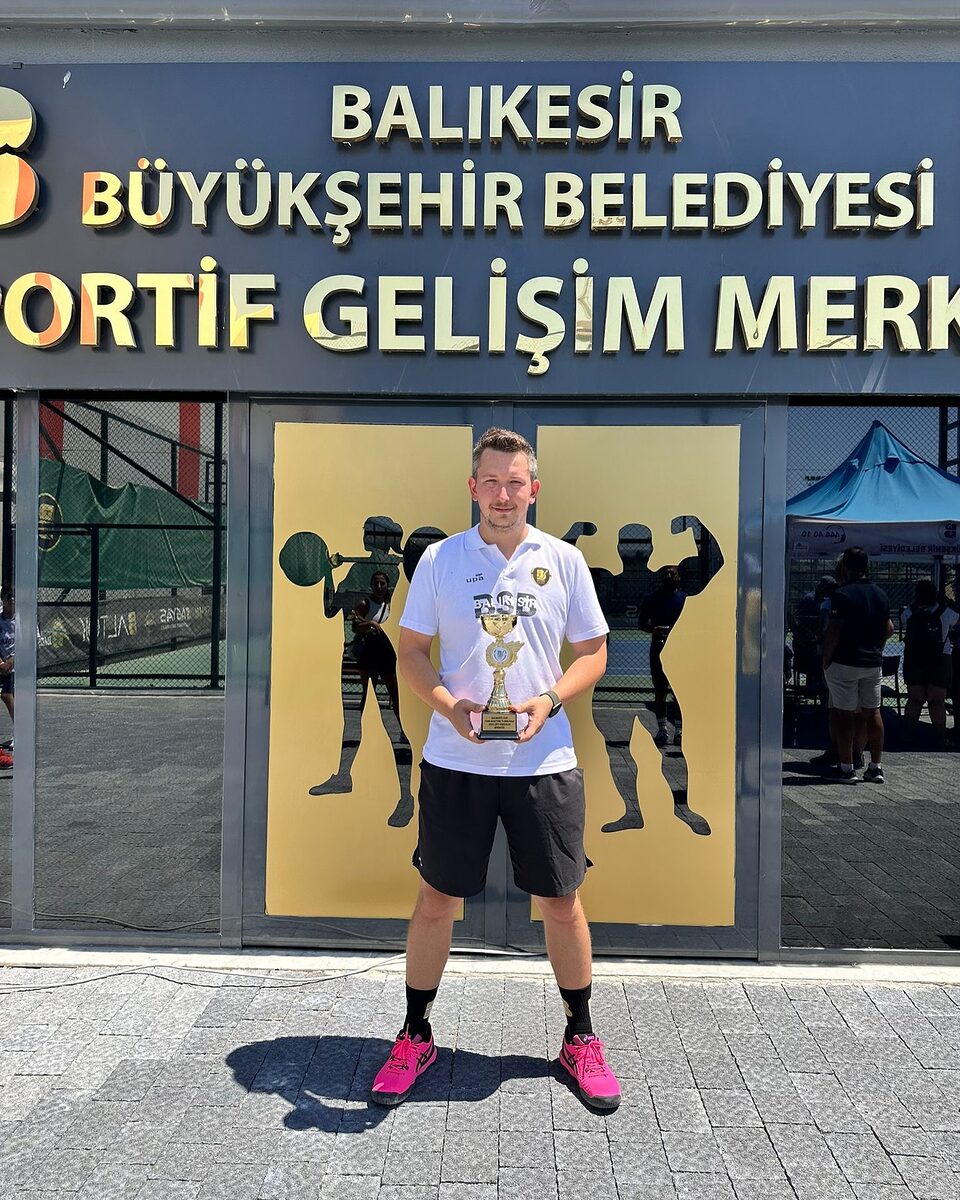 Balıkesir Büyükşehir Belediyespor Tenis