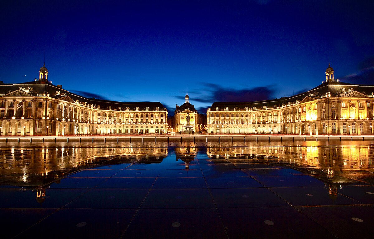 Place de la Bourse: Bordeaux’nun Kalbindeki İkonik Meydan