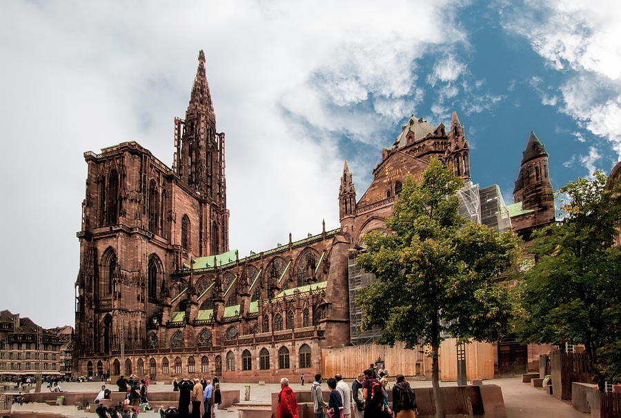 Strazburg Notre Dame Katedrali: Gotik Mimarinin İhtişamı