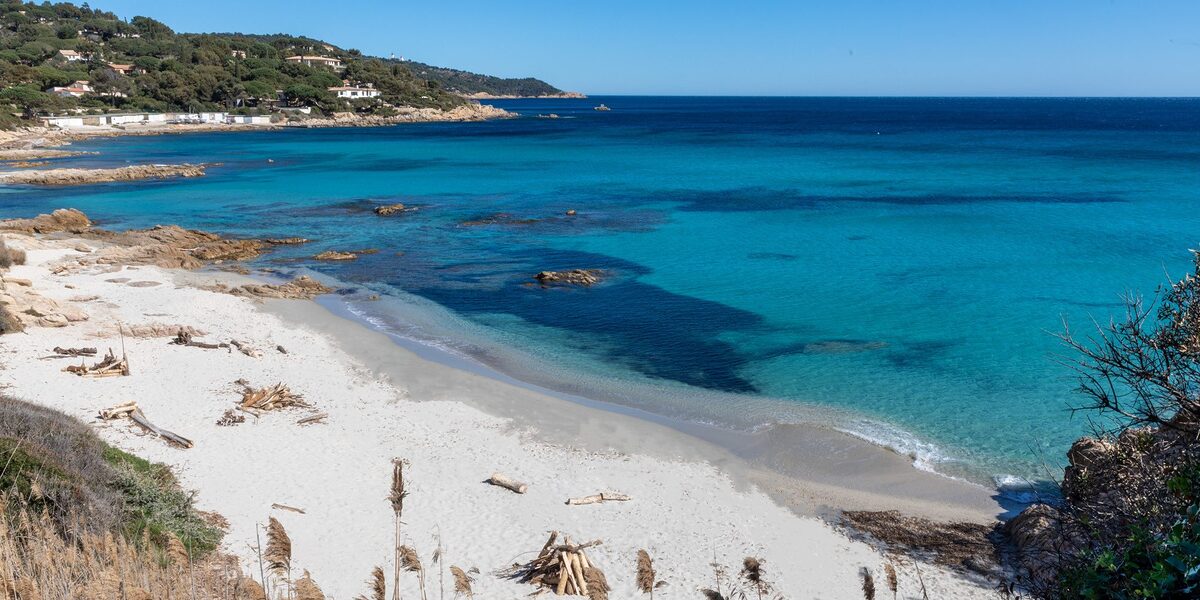 Plage de l’Escalet: Saint-Tropez’in Etkileyici Plajı