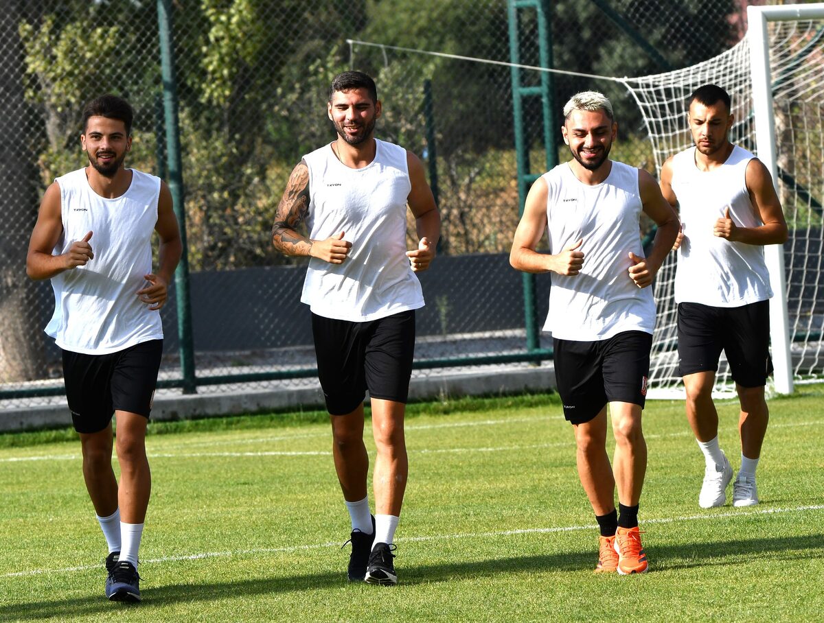 Balıkesirspor, Aerobik Koşu ve Foam Roller İle Antrenmanı Tamamladı