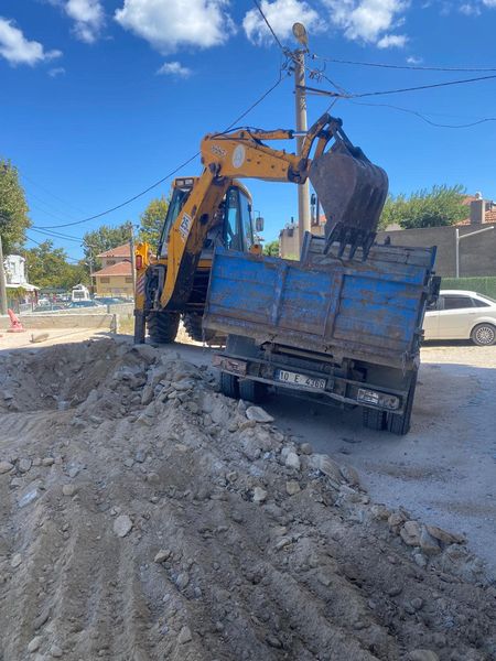 ERDEK’TE GRANİT ZAR TAŞ ÇALIŞMALARI