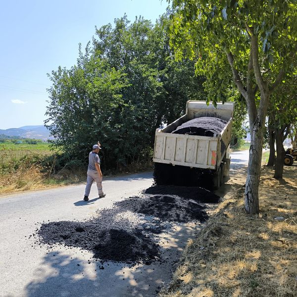 BİGADİÇ’TE ASFALTLAMA VE YOL ONARIM ÇALIŞMALARI DEVAM EDİYOR