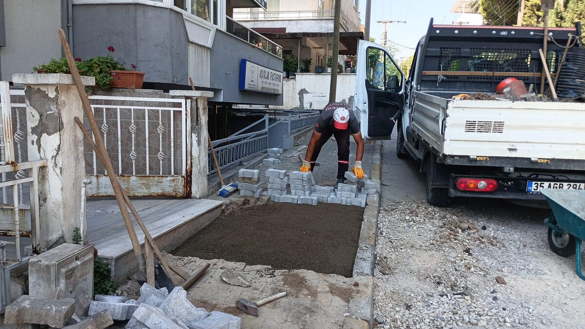 Karesi Belediyesi’nden Sonbahar Öncesi Yoğun Çalışma