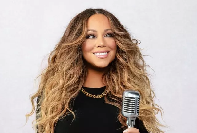 Başarılı şarkıcı Mariah Carey,