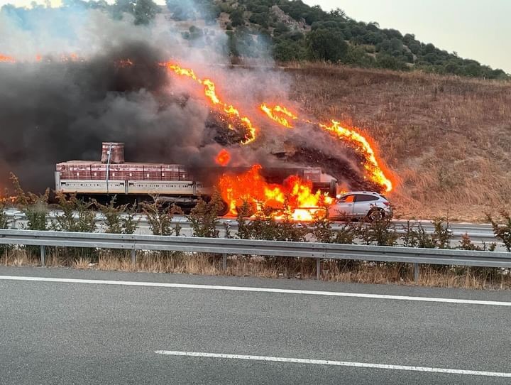 Balıkesir'de otoban üzerinde seyir