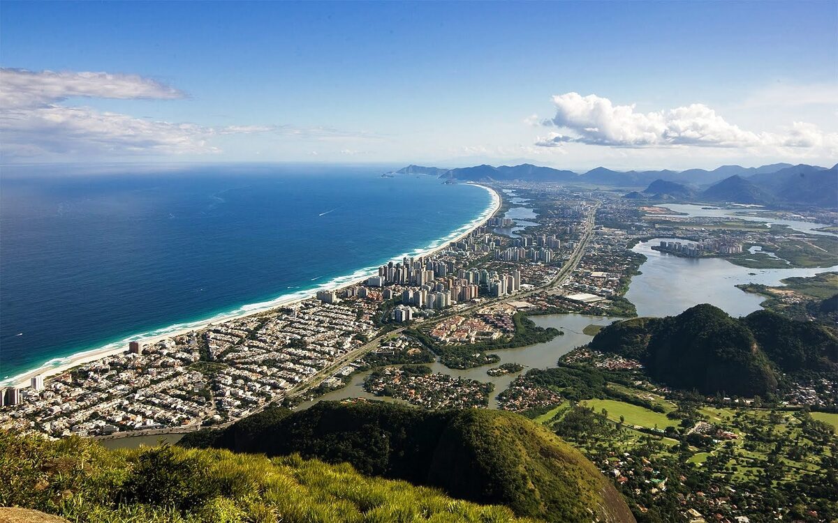 Barra da Tijuca Beach: Rio de Janeiro’nun Gözde Plajı