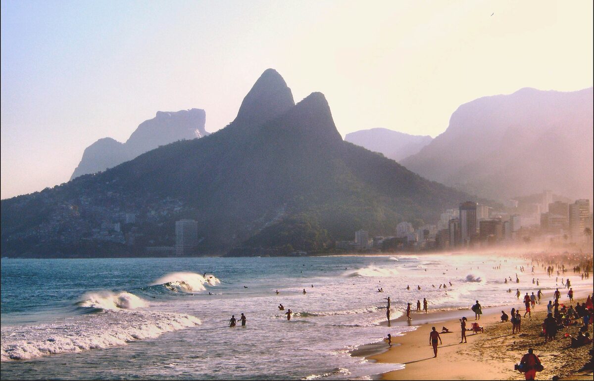 Ipanema Beach: Rio de Janeiro’nun İkonik Sahili