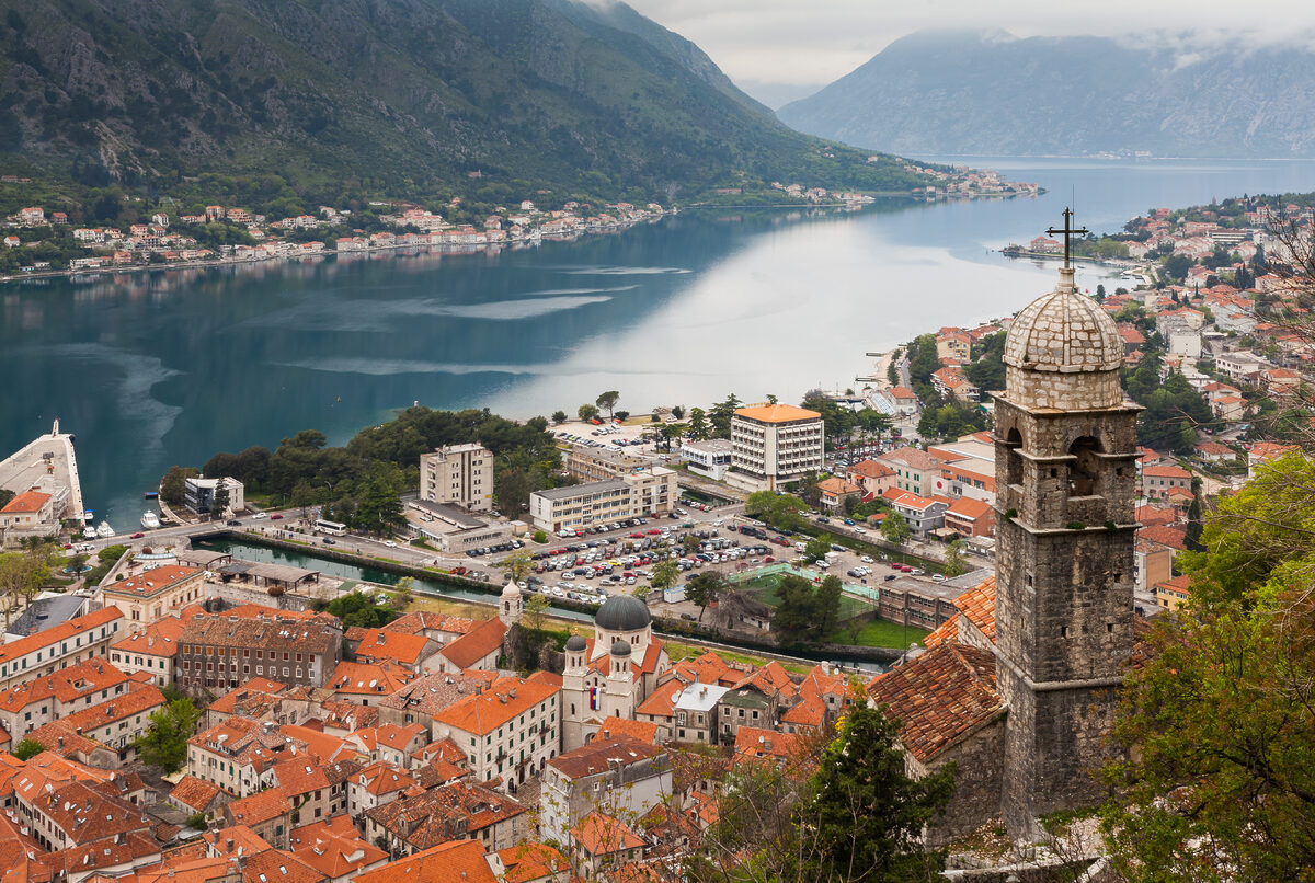 Kotor: Karadağ’ın Tarihi ve Doğal Güzelliklerle Dolu Liman Kenti