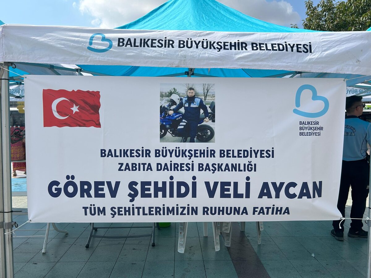 VELİ AYCAN ANISINA BALIKESİR’DE PİLAV HAYRI DÜZENLENDİ