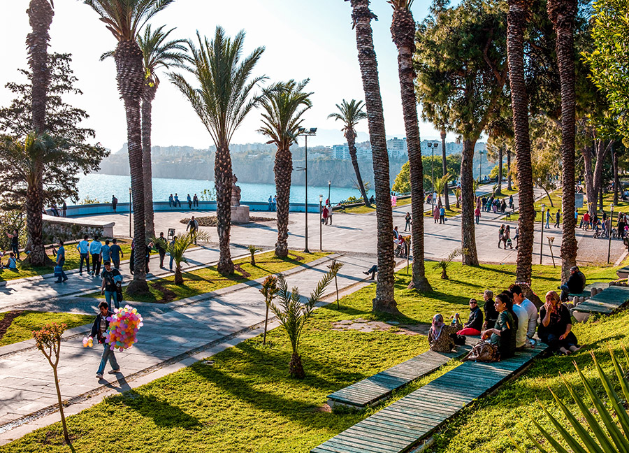 Antalya’nın Yeşil Kalbi: Karaalioğlu Parkı