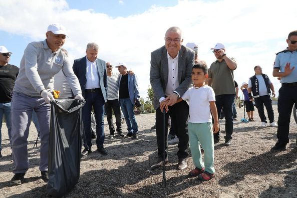 Edremit Belediye Başkanı Mehmet