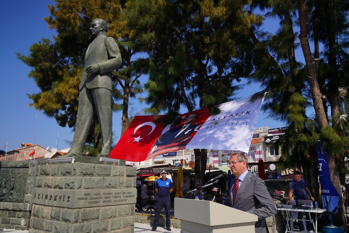 Ayvalikta 32inci kez duzenlenen Ayvalik Engelliler Senligi basladi 5 - Marmara Bölge: Balıkesir Son Dakika Haberleri ile Hava Durumu