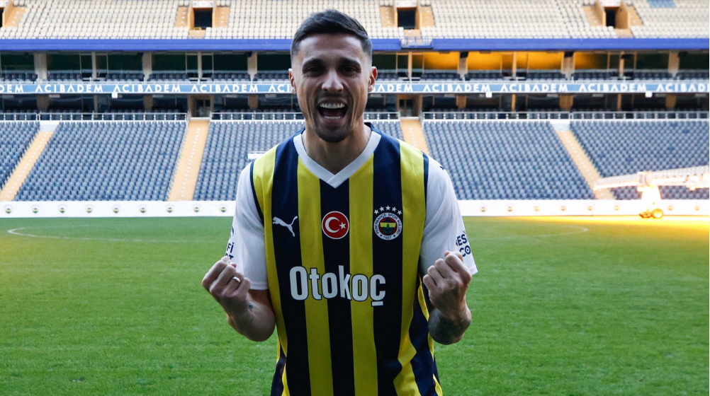 Rade Krunic, Fenerbahçe’den Kızılyıldız’a Transfer Oldu