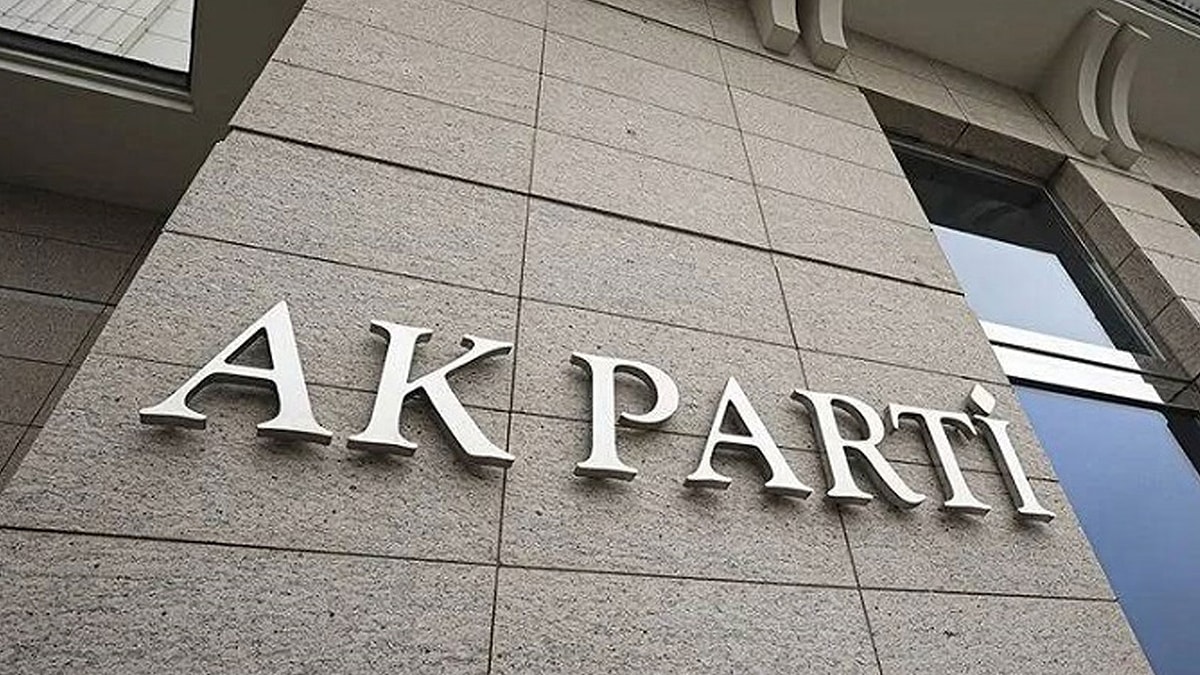 AK Parti’de beklenmedik bir