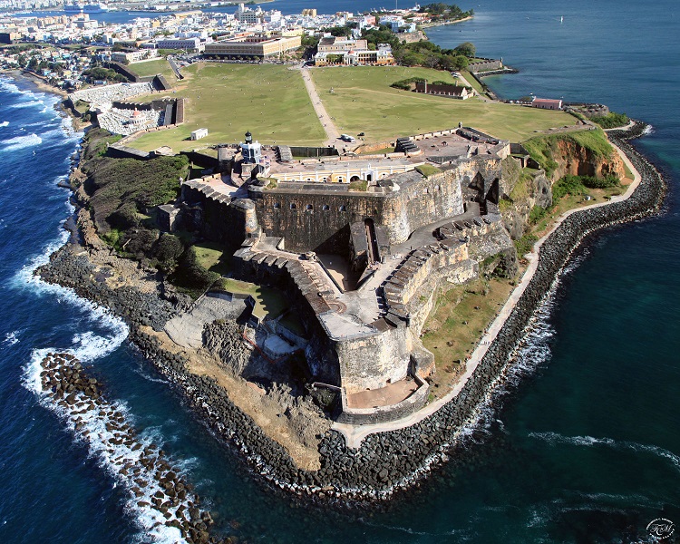 El Morro: Küba’nın Tarihi Kalesi ve Turistik Cazibesi