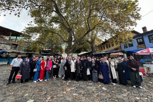 Kütahyalı Evliya Çelebi’nin torunlarına Bursa gezisi