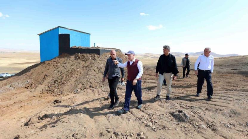 Başkan Sekmen’den Karayazı ve Karaçoban çıkarması