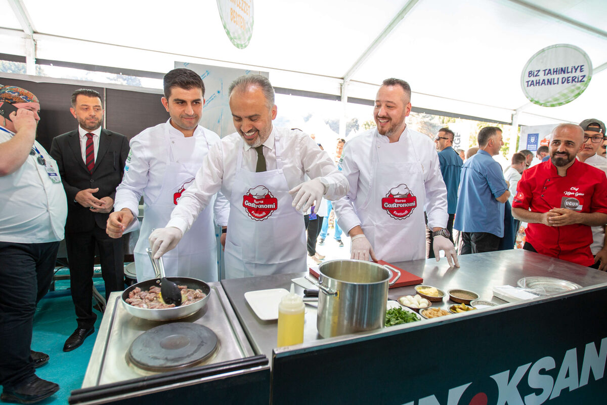 1729382871 840 Bursanin ‘en lezzetli festivali - Marmara Bölge: Balıkesir Son Dakika Haberleri ile Hava Durumu