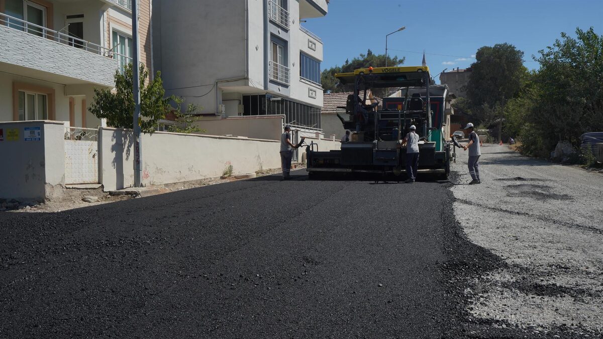 1729384513 576 IVRINDIYE SICAK ASFALT - Marmara Bölge: Balıkesir Son Dakika Haberleri ile Hava Durumu