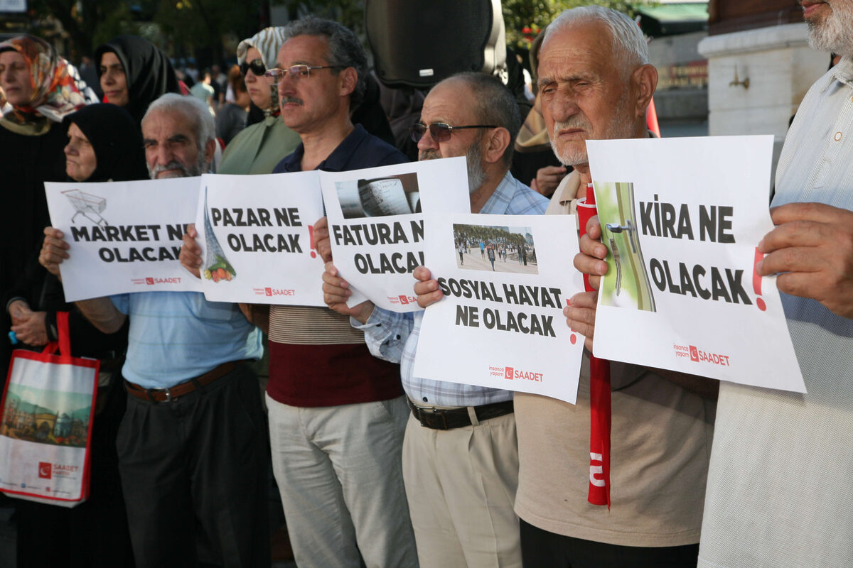 1729384588 186 Saadet Partisi Bursadan hukumete seslendi Egitim sevinci yerine Eylul huznu - Marmara Bölge: Balıkesir Son Dakika Haberleri ile Hava Durumu