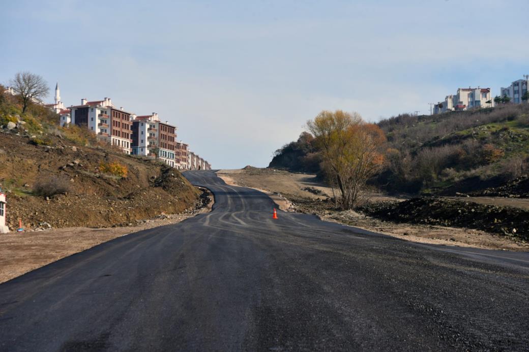 1729389627 611 KARESIDE ASFALTLAMA CALISMALARI SURUYOR - Marmara Bölge: Balıkesir Son Dakika Haberleri ile Hava Durumu