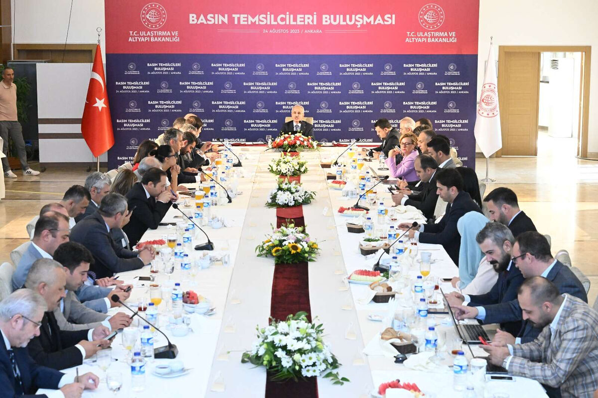 1729394728 867 Bakan Uraloglu acikladi Istanbul icin plan hazir Aski halatlari yenileniyor - Marmara Bölge: Balıkesir Son Dakika Haberleri ile Hava Durumu