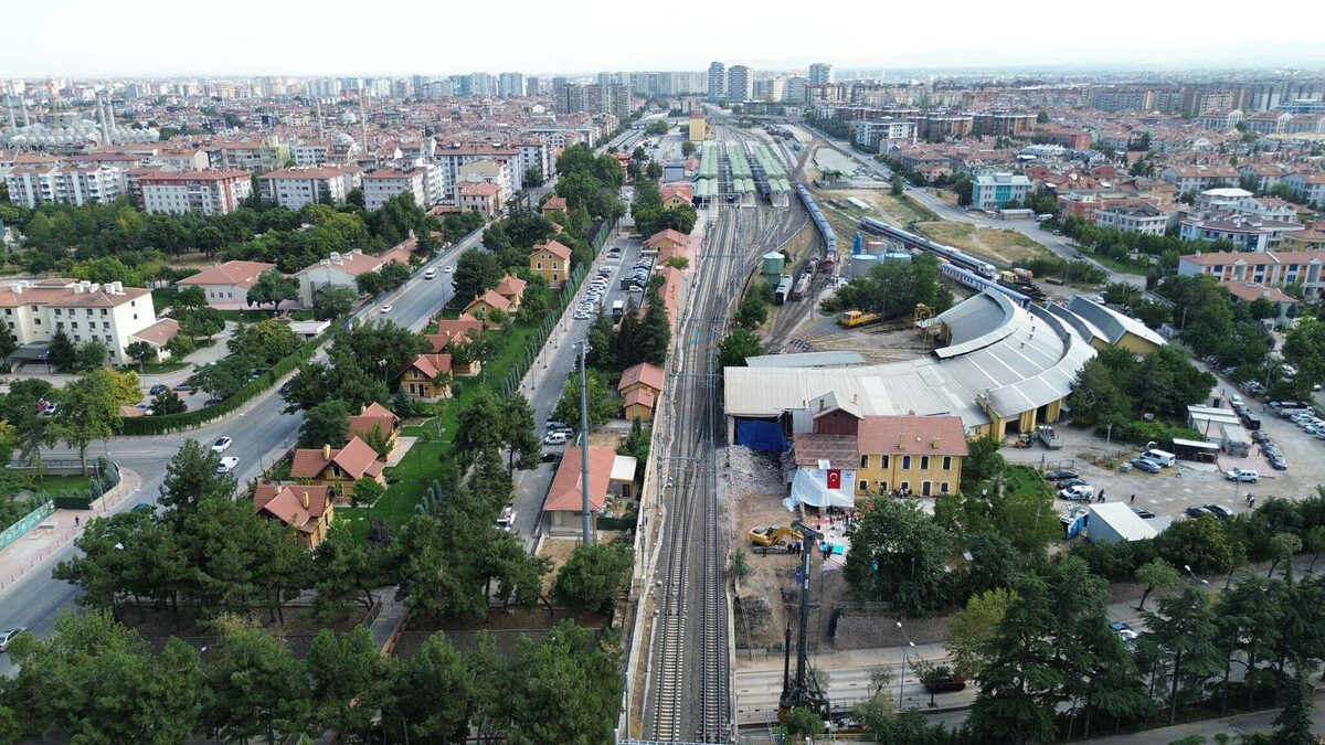 1729397396 447 Konyada banliyo hattina yakin mercek - Marmara Bölge: Balıkesir Son Dakika Haberleri ile Hava Durumu