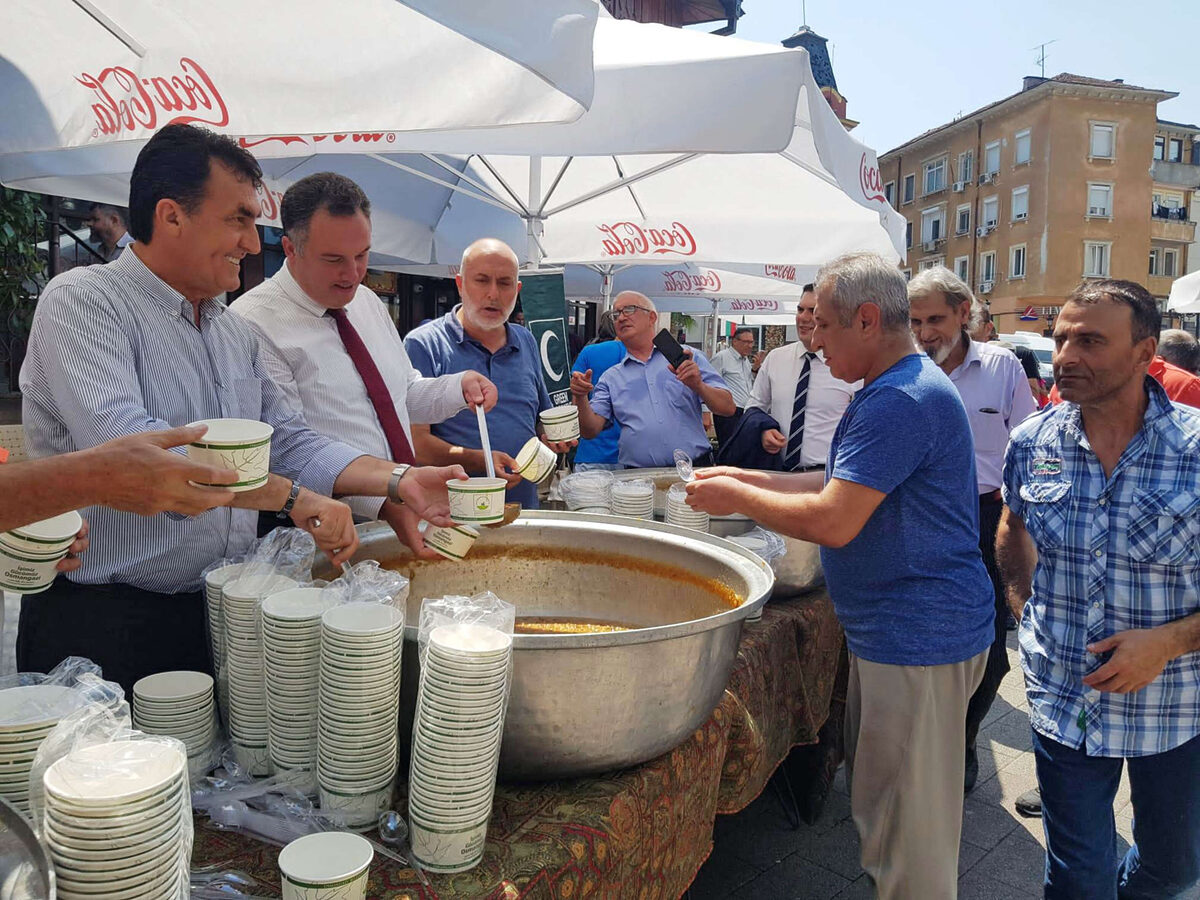 1729397767 217 Bursa Osmangazi manevi degerleri Balkanlarda yasatiyor - Marmara Bölge: Balıkesir Son Dakika Haberleri ile Hava Durumu