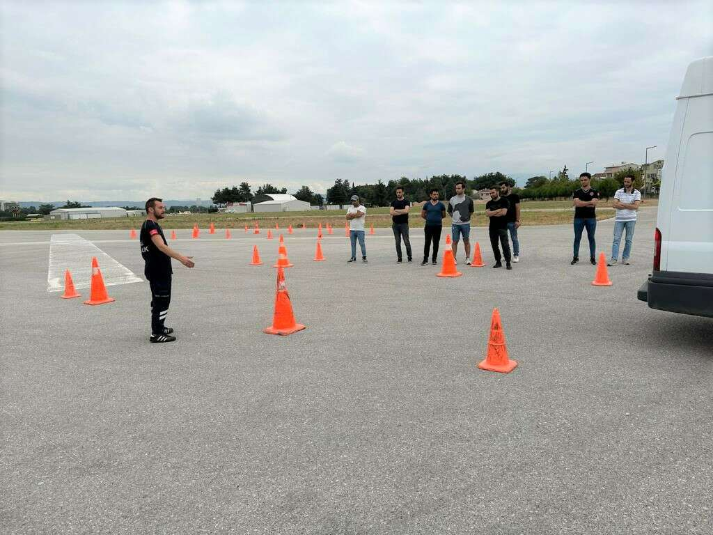 1729398055 396 Ambulans surus tekniklerini ogrendiler - Marmara Bölge: Balıkesir Son Dakika Haberleri ile Hava Durumu