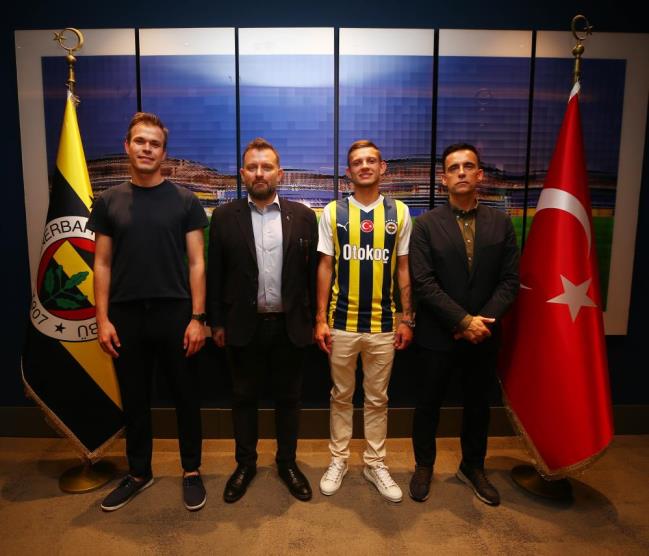 1729401557 618 SEBASTIAN SZYMANSKI FENERBAHCEDE - Marmara Bölge: Balıkesir Son Dakika Haberleri ile Hava Durumu