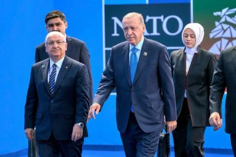 Cumhurbaşkanı Erdoğan’dan NATO Zirvesi’nde yoğun diplomasi