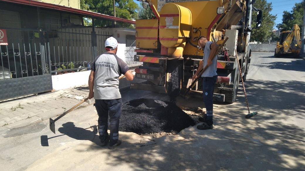 1729405837 394 KARESIDE YOL CALISMALARI DEVAM EDIYOR - Marmara Bölge: Balıkesir Son Dakika Haberleri ile Hava Durumu