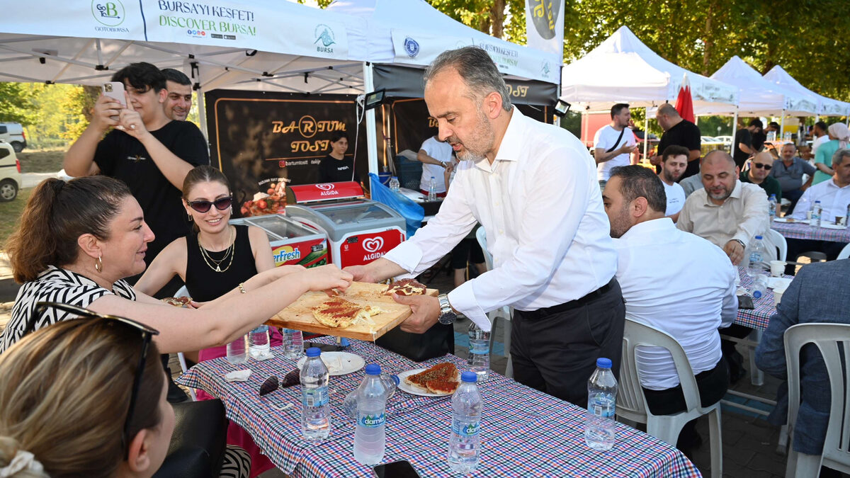 1729409877 532 Bursada otomobilin kalbi Orhangazide atti - Marmara Bölge: Balıkesir Son Dakika Haberleri ile Hava Durumu