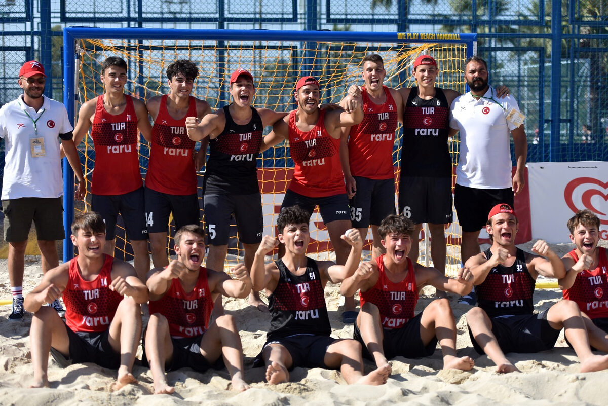 1729410924 432 EHF Avrupa U17 Plaj Hentbolunda yari finalistler belli oldu - Marmara Bölge: Balıkesir Son Dakika Haberleri ile Hava Durumu