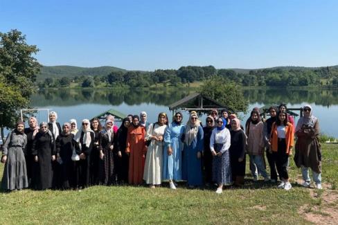 Üniversiteli gençler Sakarya’nın güzelliklerini keşfetti