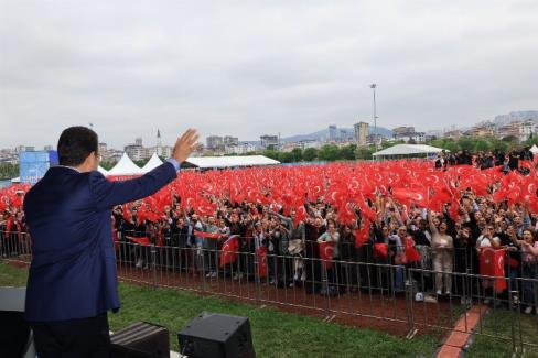 İstanbul Büyükşehir Belediye Başkanı