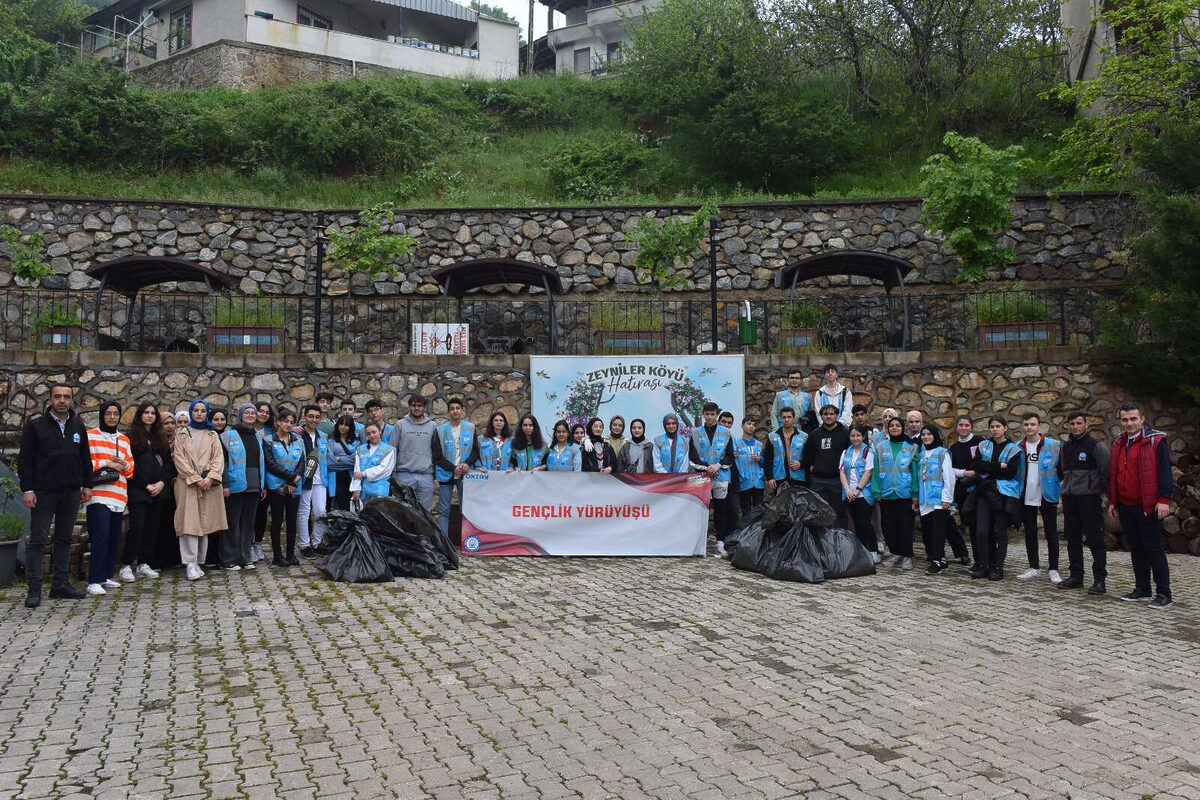 1729416386 321 Bursa Yildirimda gonullulerden cifte dokunus - Marmara Bölge: Balıkesir Son Dakika Haberleri ile Hava Durumu