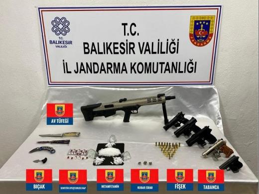 JANDARMA”DAN 16 ŞÜPHELİYE GÖZALTI