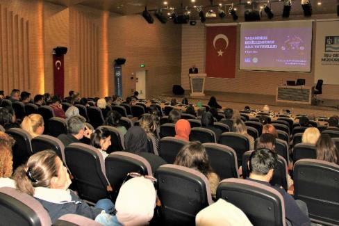 İSU personeline ‘Aile Tutumları’ semineri