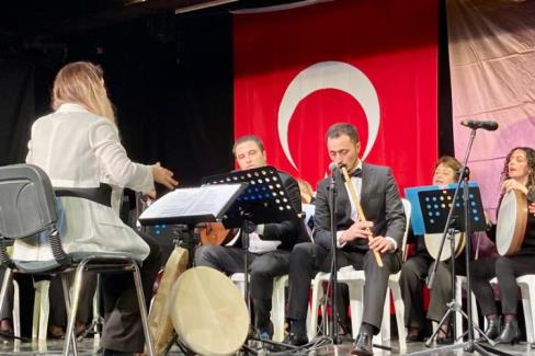 İZMEK'te yıl sonuna konserli performans