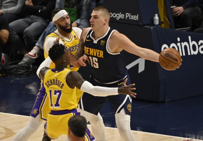 NUGGETS 2-0 ÖNE GEÇTİ